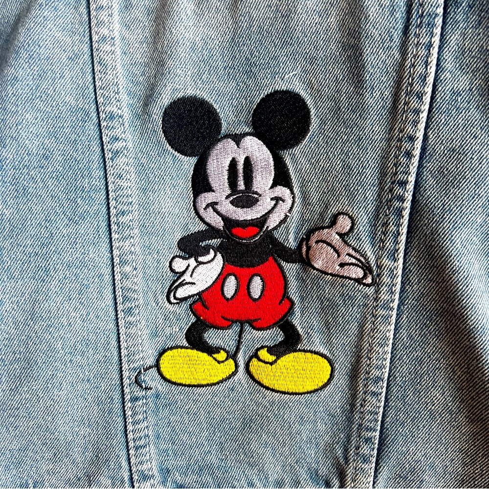 Adorable Kids Levis Jean jacket with Mickey Mouse patches!